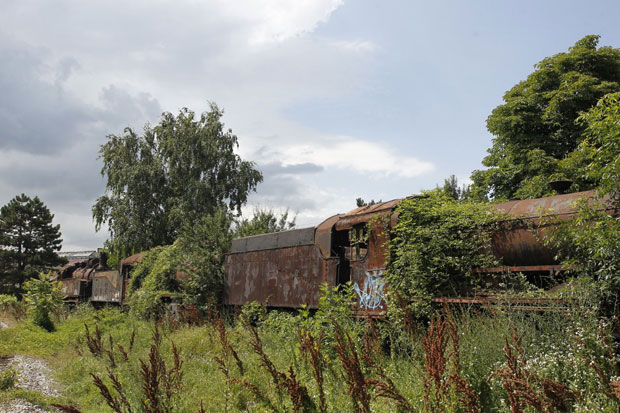 ЗАРЂАЛО ГРОБЉЕ ИСТОРИЈЕ: Труну локомотиве са душом и причом